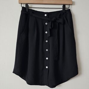 Loft button skirt NWT